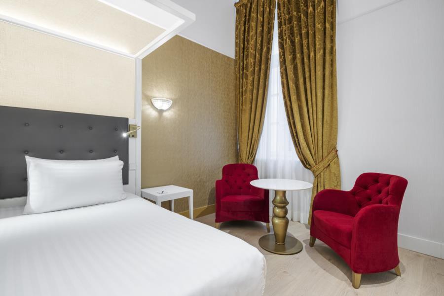 Aurea Ana Palace By Eurostars Hotel Company Budapest Ngoại thất bức ảnh A room at the hotel