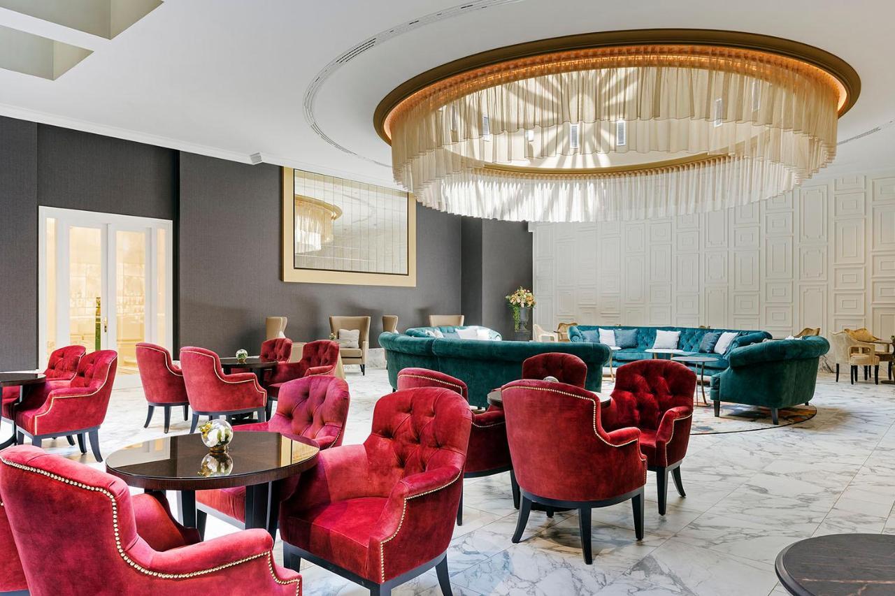 Aurea Ana Palace By Eurostars Hotel Company Budapest Ngoại thất bức ảnh The lobby of the hotel
