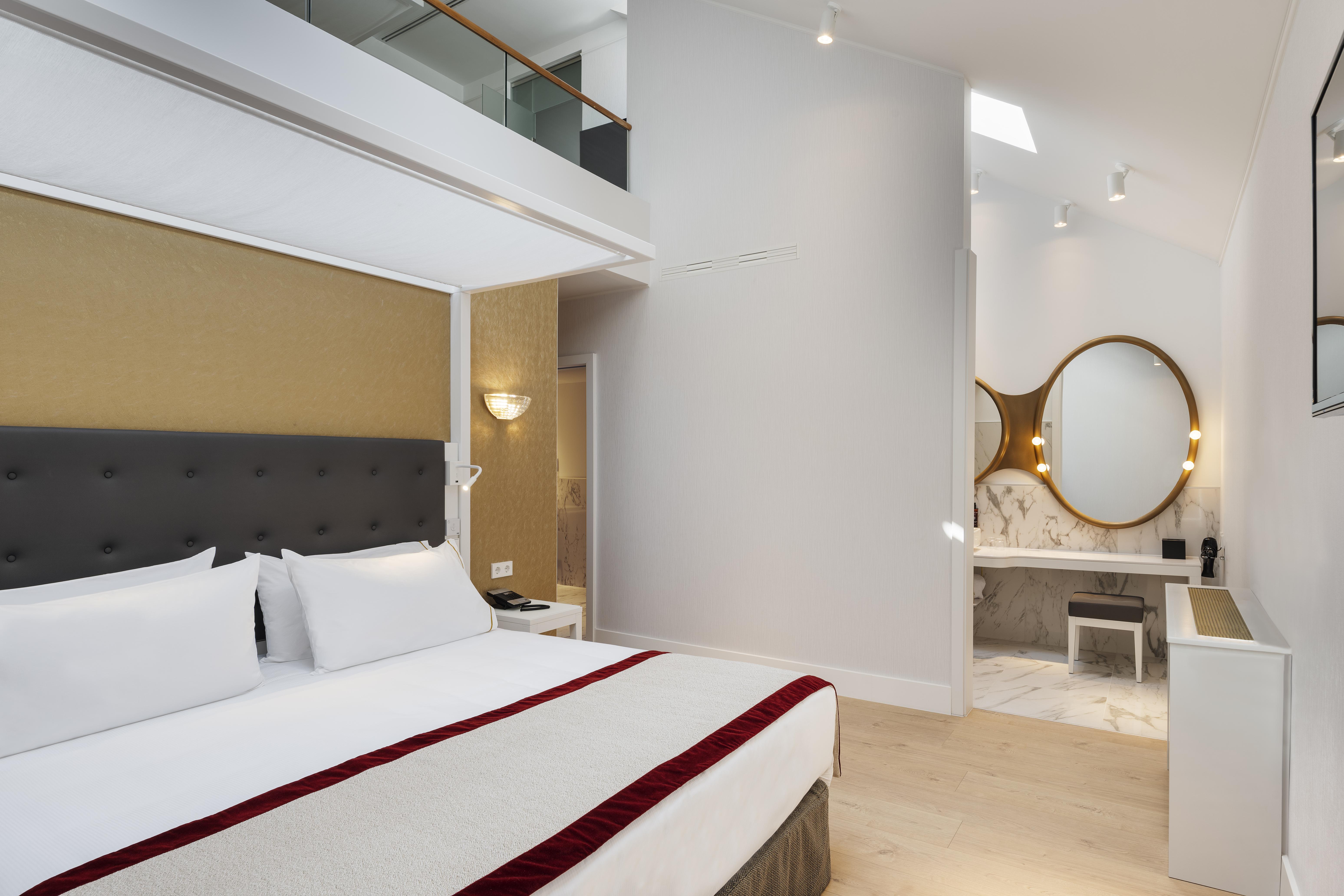 Aurea Ana Palace By Eurostars Hotel Company Budapest Ngoại thất bức ảnh A room at the hotel