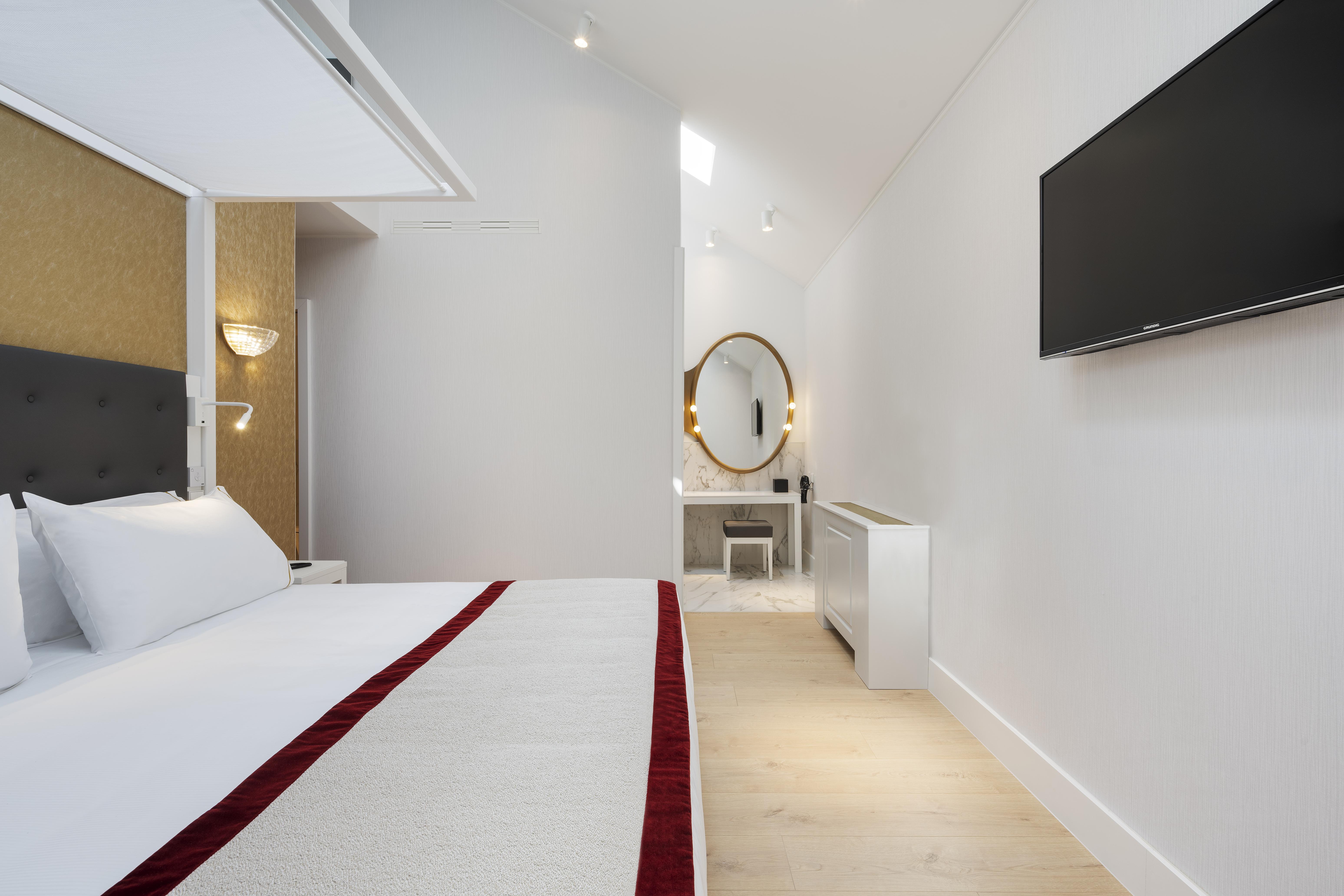 Aurea Ana Palace By Eurostars Hotel Company Budapest Ngoại thất bức ảnh A room at the hotel