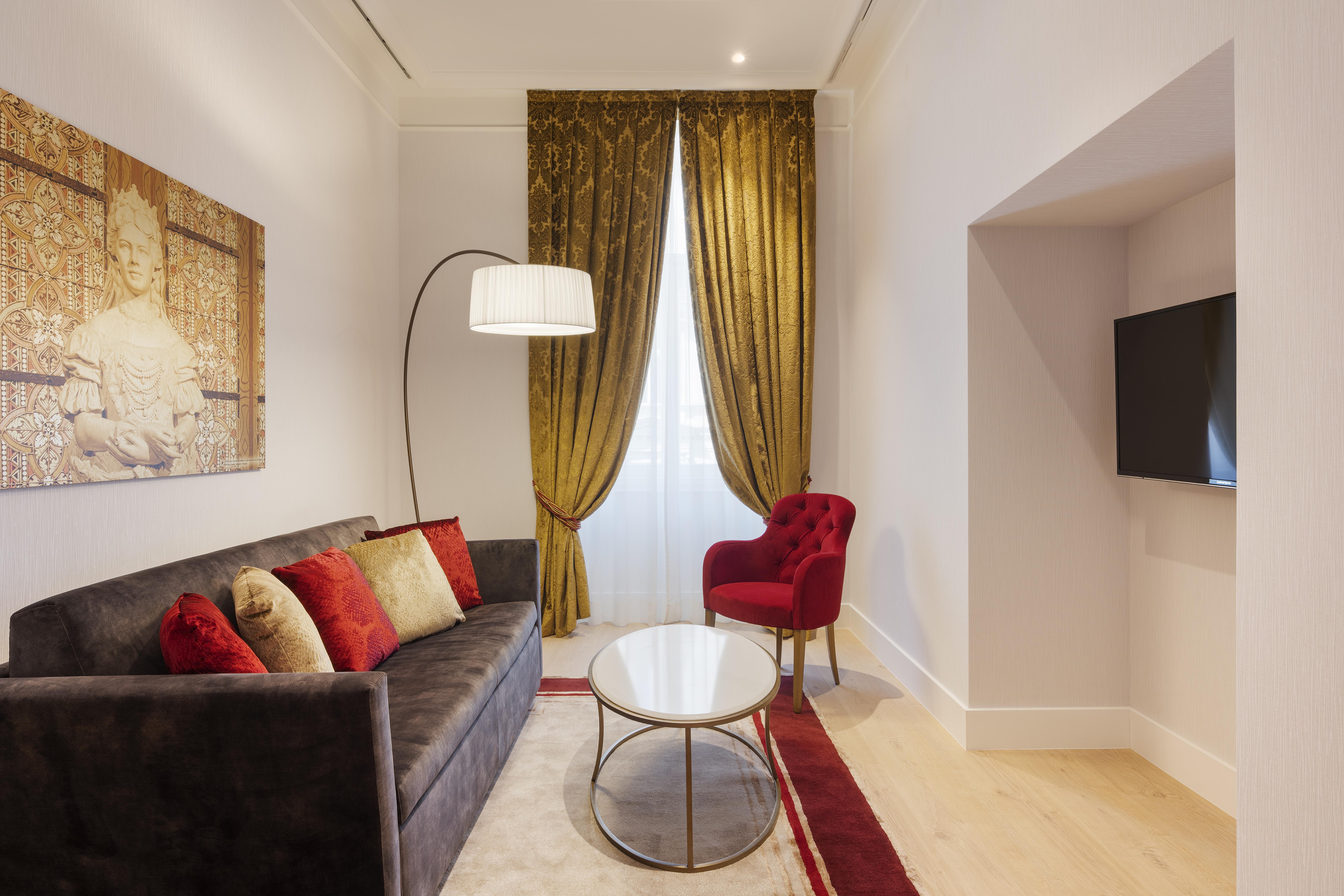 Aurea Ana Palace By Eurostars Hotel Company Budapest Ngoại thất bức ảnh A living room at the hotel