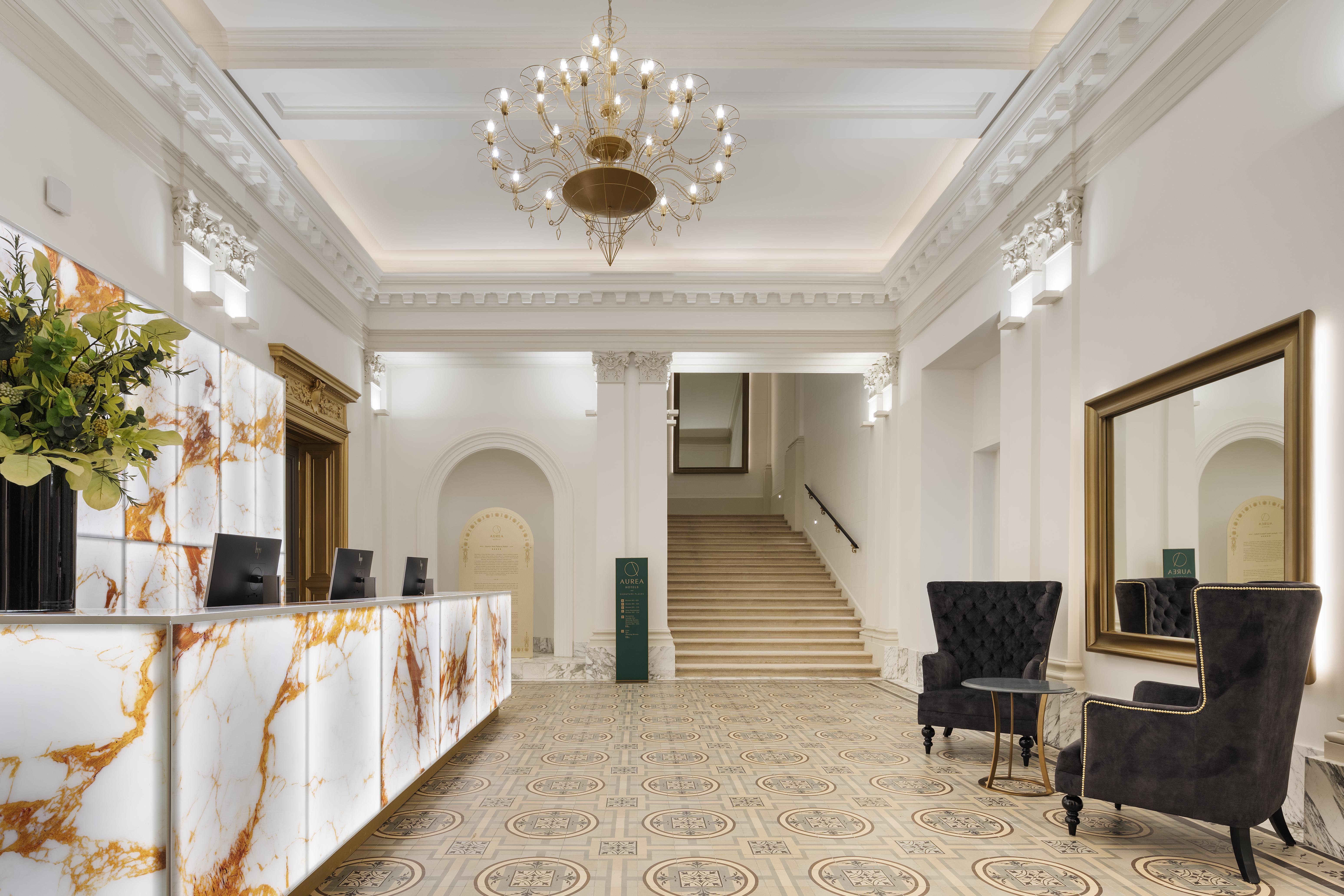 Aurea Ana Palace By Eurostars Hotel Company Budapest Ngoại thất bức ảnh The lobby of the hotel