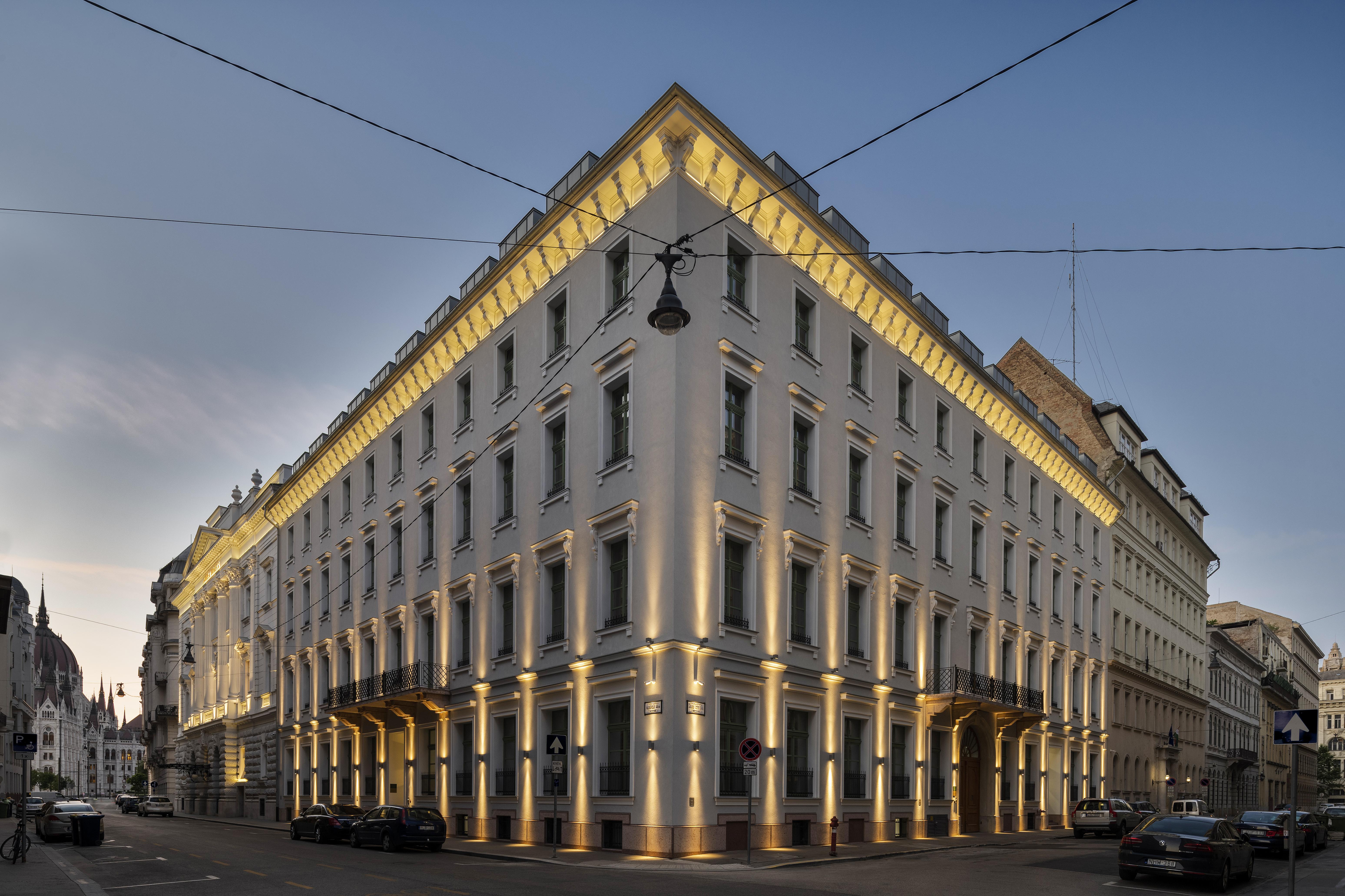 Aurea Ana Palace By Eurostars Hotel Company Budapest Ngoại thất bức ảnh The hotel in 2016