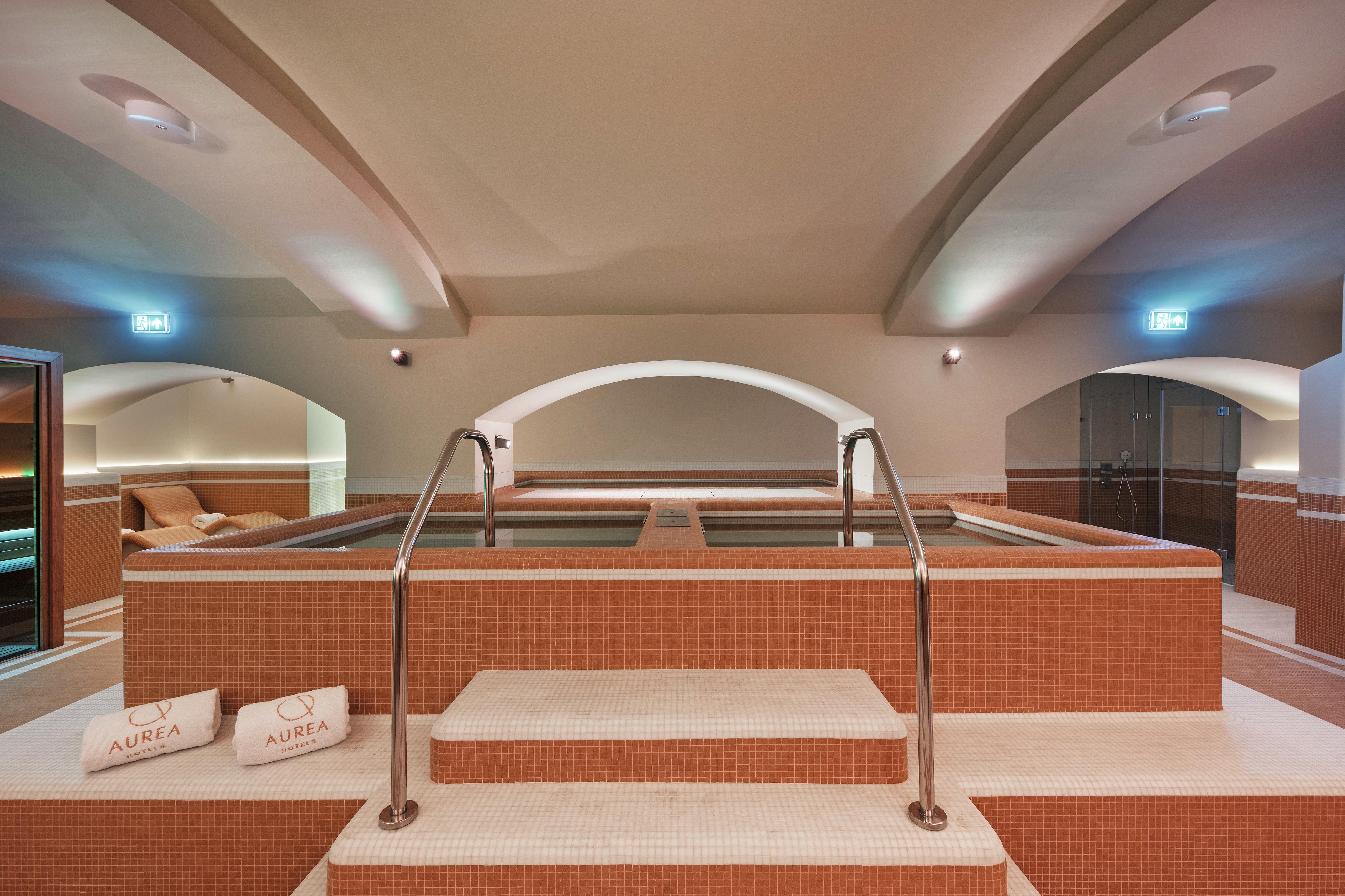 Aurea Ana Palace By Eurostars Hotel Company Budapest Ngoại thất bức ảnh The spa at the hotel