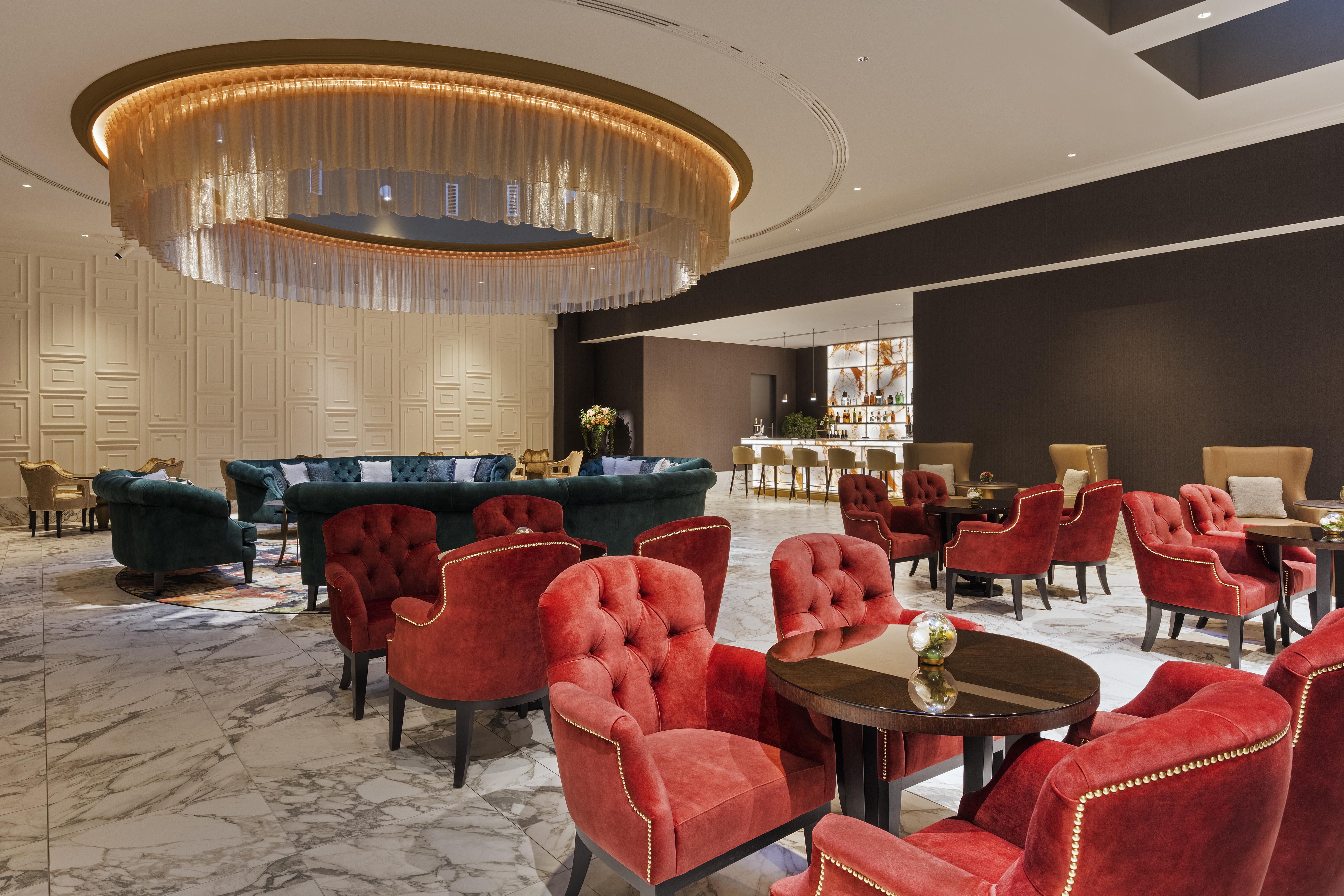 Aurea Ana Palace By Eurostars Hotel Company Budapest Ngoại thất bức ảnh The Lounge at the airport