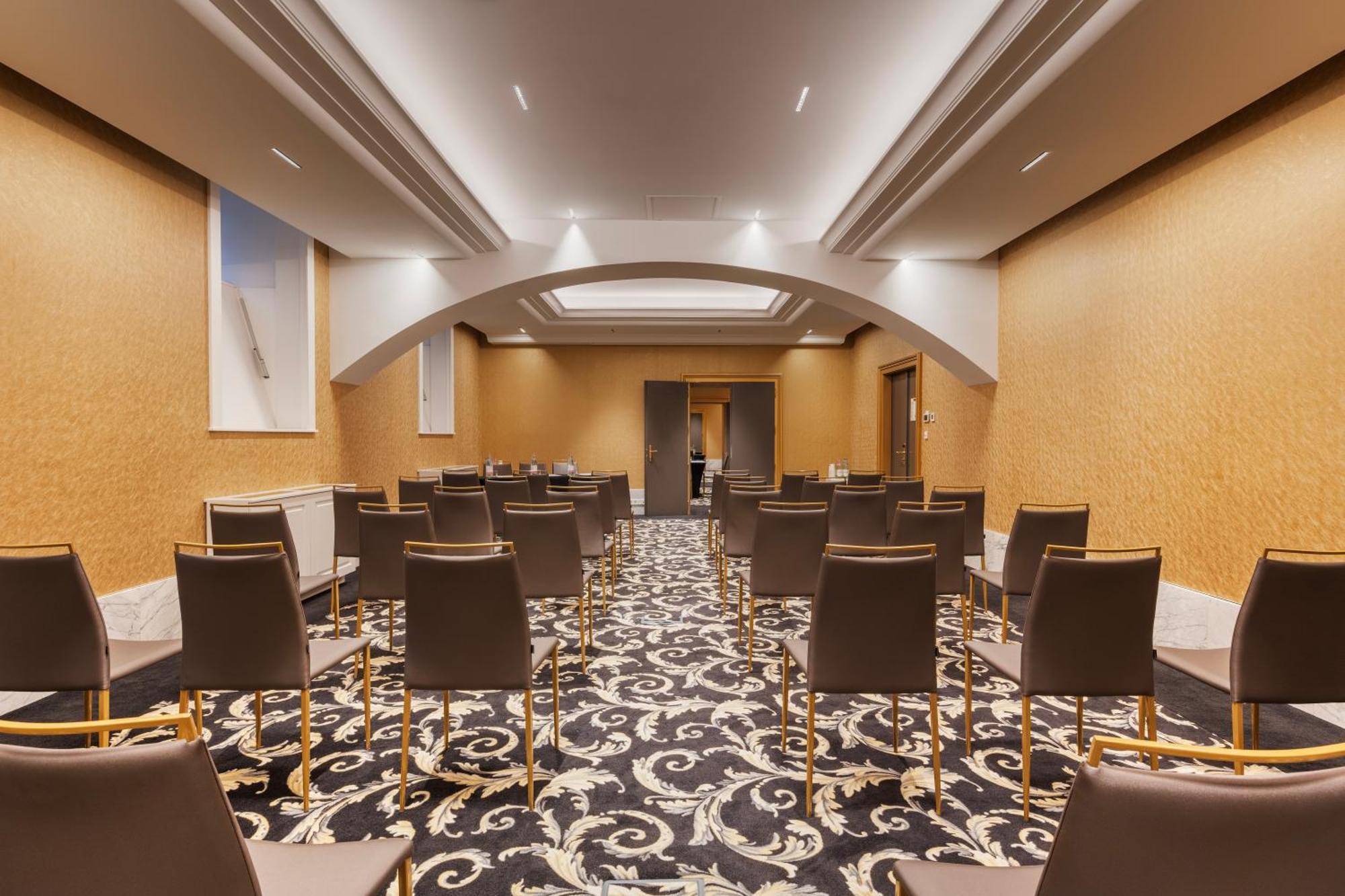 Aurea Ana Palace By Eurostars Hotel Company Budapest Ngoại thất bức ảnh The Westin Meeting Room
